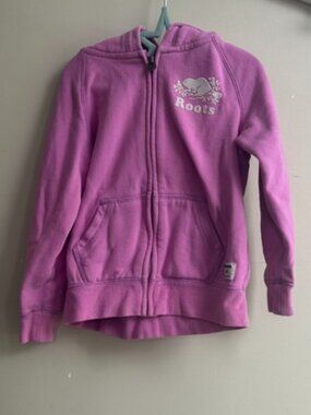 🩷🍁 Roots Zip-Up Hoodie – Pink – Size 5T 🍁🩷